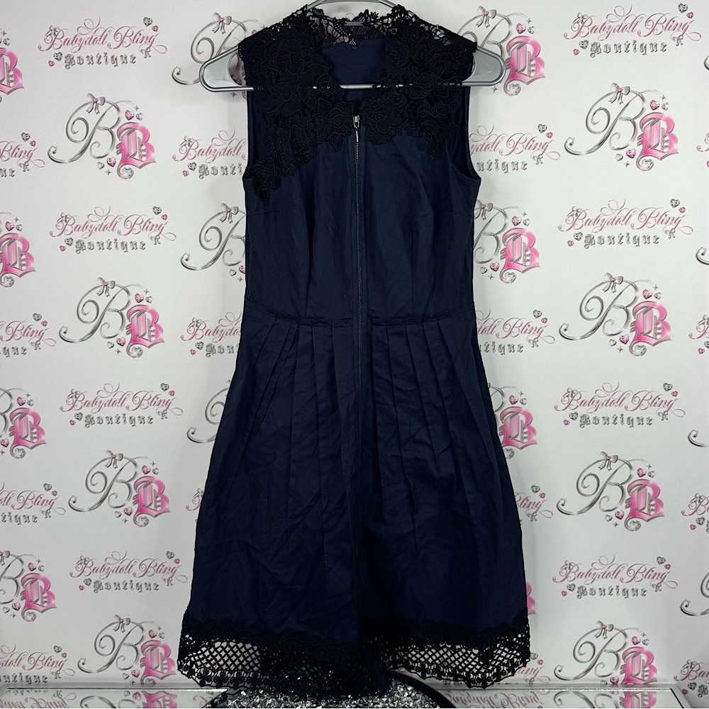 Elie tahari dress Chic Navy Dress with Lace Accents Lacie zip up zipper